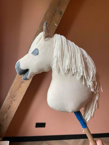 Leuke iw hobbyhorse Finley beschikbaar voor biedingen