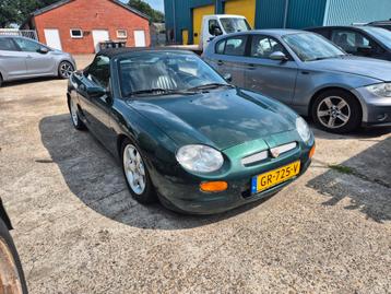 MG 1999 Groen / EVENTUEEL LOSSE ONDERDELEN TE KOOP beschikbaar voor biedingen