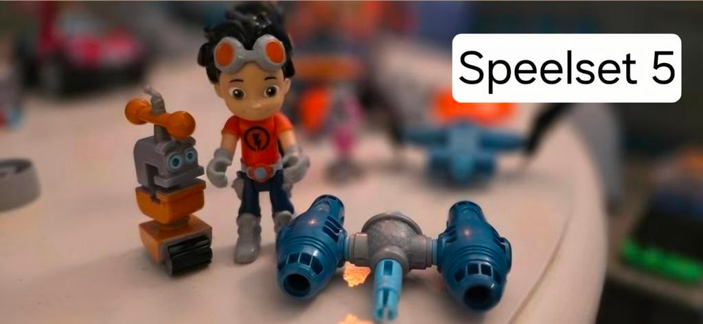 Rusty Rivets Speelset + 2 Figuren, Ophalen of Verzenden, Zo goed als nieuw