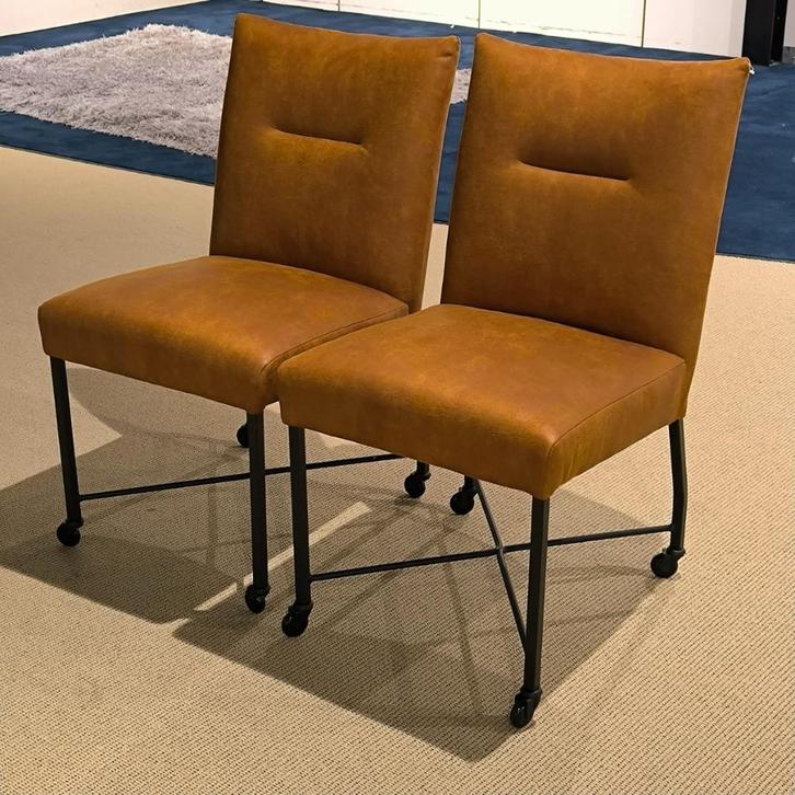 NIEUW: Inhouse Eetstoel Leami Microleder Congac Set 2 stuks, Huis en Inrichting, Stoelen, Nieuw, Twee, Overige materialen, Bruin
