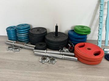 Complete Sportset: Halters, Dumbells & Mat beschikbaar voor biedingen