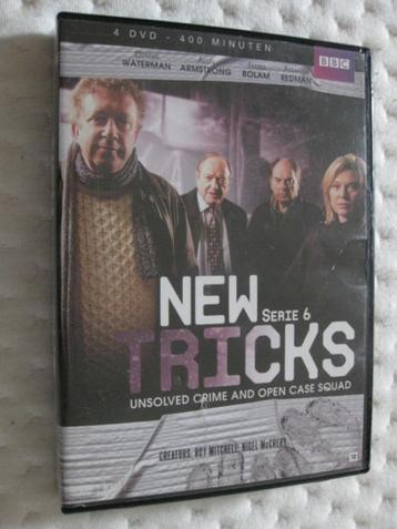NEW TRICKS - SERIE/SEIZOEN 6 in een 4-dvd box beschikbaar voor biedingen