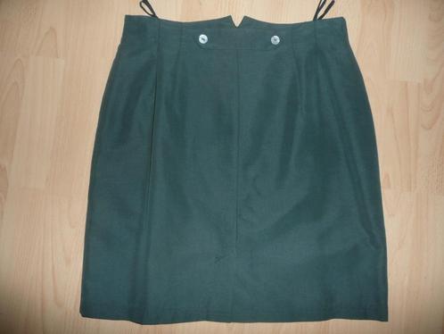 ROK MET BIJPASSEND HESJE, Kleding | Dames, Rokken, Zo goed als nieuw, Maat 38/40 (M), Groen, Ophalen of Verzenden