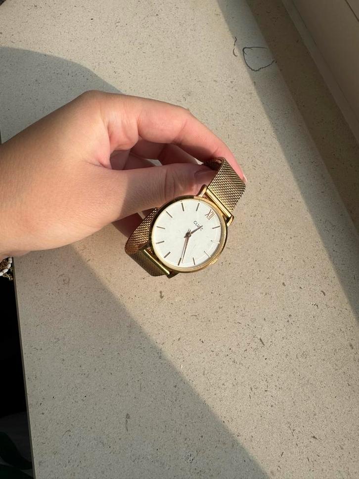 Cluse Dameshorloge - Goud, Sieraden, Tassen en Uiterlijk, Horloges | Dames, Gebruikt, Polshorloge, Staal, Ophalen of Verzenden