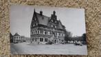 Oude ansichtkaart Klundert Stadhuis, Verzamelen, Ansichtkaarten | Nederland, Ophalen of Verzenden, 1940 tot 1960, Gelopen, Noord-Brabant