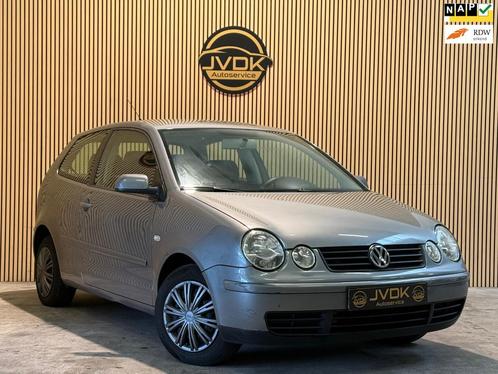 Volkswagen Polo 1.4-16V APK /AIRCO/BLEUTOOTH/TREKHAAK, Auto's, Volkswagen, Bedrijf, Te koop, Polo, ABS, Airbags, Airconditioning
