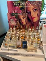 Wil jij heel veel parfum testers en een display?, Verzamelen, Parfumverzamelingen, Ophalen, Zo goed als nieuw