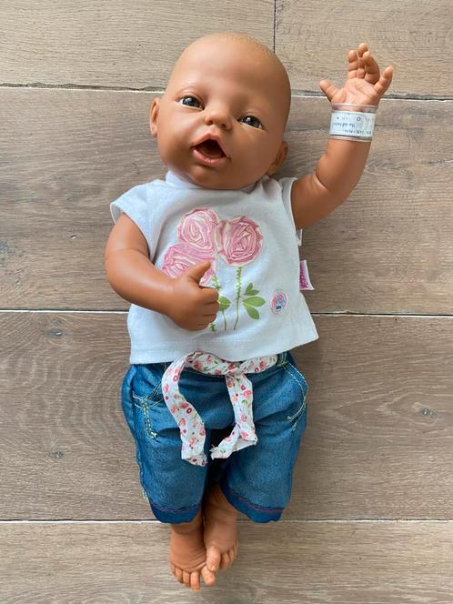pop of babypop Doll Factory 42 cm + kleertjes Baby Born, Kinderen en Baby's, Speelgoed | Poppen, Zo goed als nieuw, Babypop, Ophalen