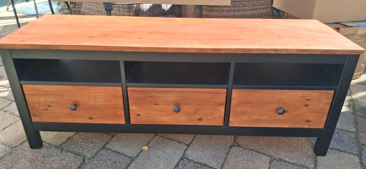 Leuke TV Kast - 149x57x46.5 cm, Huis en Inrichting, Kasten | Televisiemeubels, Ophalen