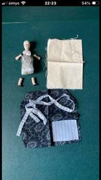 Poppenhuis poppetje lieve omaatje porselein, Ophalen, Zo goed als nieuw