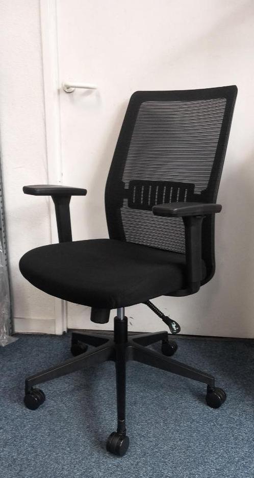 Mooie Bureaustoel met Mesh Rug incl. Lendesteun., Huis en Inrichting, Bureaustoelen, Zo goed als nieuw, Bureaustoel, Zwart, Ergonomisch