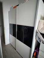 Kledingkast met schuifdeuren, wit met zwart glas, 150x65200, Huis en Inrichting, Kasten | Kledingkasten, Ophalen, Gebruikt, 200 cm of meer