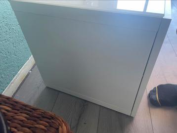 Tv kast wit beschikbaar voor biedingen