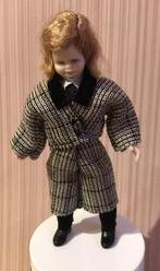 Caco poppenhuis popje met porseleinen hoofdje, Verzamelen, Poppenhuizen en Toebehoren, Ophalen of Verzenden, Zo goed als nieuw