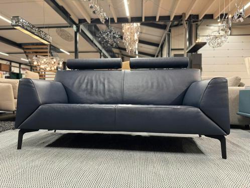 Als nieuw Jori Pacific Pure 9700 Bank blauw leer Design Poef, Huis en Inrichting, Banken | Bankstellen, Zo goed als nieuw, Rechte bank