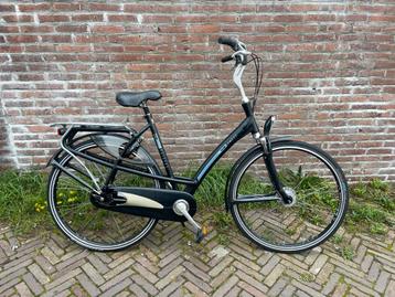 Batavus Mambo 28 inch, 57cm frame, 7 versn.licht en slot! beschikbaar voor biedingen
