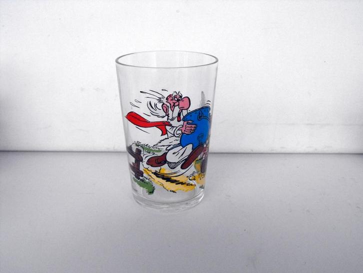 Asterix en Obelix glas Panoramix rent met toverdrank, Verzamelen, Stripfiguren, Zo goed als nieuw, Gebruiksvoorwerp, Asterix en Obelix