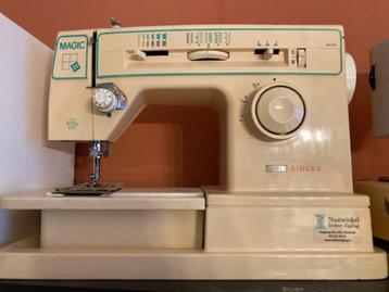 Singer 8222 "Magic 22" naaimachine beschikbaar voor biedingen