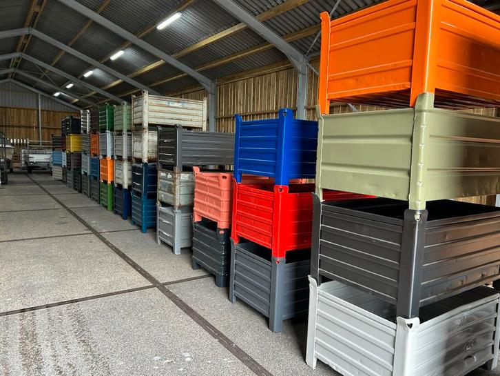 STAPELBARE, STALEN BAKKEN in een leuk kleurtje poedercoating, Doe-het-zelf en Verbouw, Kratten en Dozen, Gebruikt, Krat, 100 cm of meer