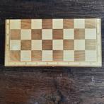 ♟️Vintage: Schaakbord met 32 schaakstukken🏷️29,95-, Een of twee spelers, Ophalen of Verzenden, Gebruikt