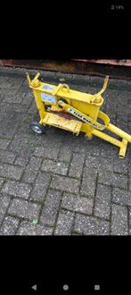 stenen knipper, Ophalen, Zo goed als nieuw