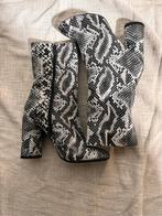 Slangenprint Enkellaarsjes, Ophalen of Verzenden, Zo goed als nieuw, Zwart, Lage of Enkellaarzen