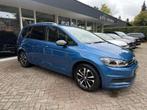 Volkswagen Touran 1.0 TSI Comfortline 7p Climat, ACC, Stoelv, Voorwielaandrijving, Gebruikt, 4 cilinders, Blauw