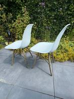 2 leuke designstoelen, Ophalen, Gebruikt, Kunststof