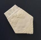 Pochet wit gevouwen zakdoekje, Antiek en Kunst, Curiosa en Brocante, Ophalen of Verzenden