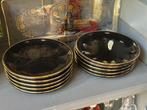 8 x Gebaksbordjes Apilco Flora zwart goud, Antiek en Kunst, Antiek | Keramiek en Aardewerk, Ophalen of Verzenden