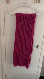 Sjaal shawl fuchsia roze grof gebreid knitwear, Kleding | Dames, Mutsen, Sjaals en Handschoenen, Ophalen of Verzenden, Zo goed als nieuw