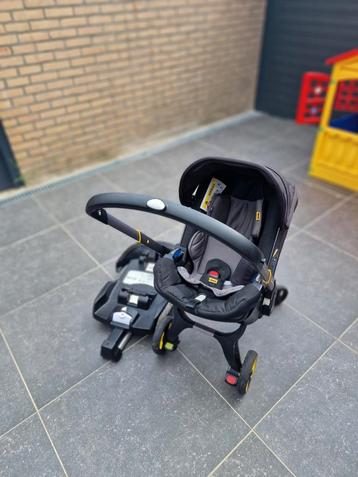 Doona Kinderwagen met Isofix Base beschikbaar voor biedingen