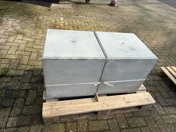 Beton fundering betonpoer funderingsblokken poeren beschikbaar voor biedingen