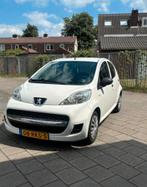 Peugeot 107 1.0 12V 5DR 2011 Wit, Voorwielaandrijving, 4 stoelen, Origineel Nederlands, Handgeschakeld