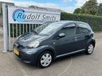 Toyota Aygo 1.0-12V Comfort Navigator, Voorwielaandrijving, Euro 5, Gebruikt, 4 stoelen