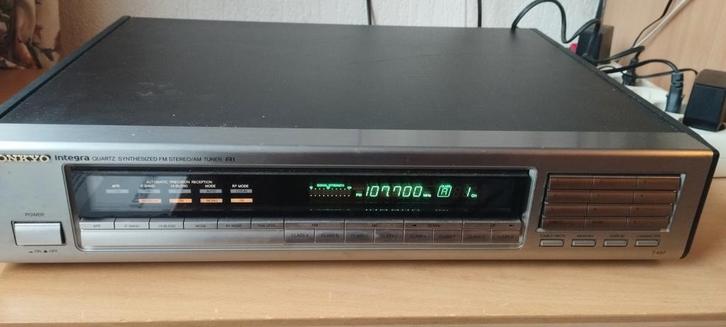 Onkyo Tuner T407, Audio, Tv en Foto, Tuners, Gebruikt, Ophalen of Verzenden