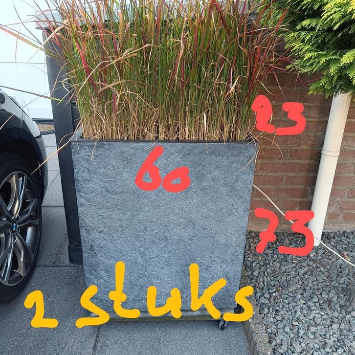 2 Hoge bloembakken terras afzetters, Tuin en Terras, Bloembakken en Plantenbakken, Zo goed als nieuw, Kunststof, Rechthoekig, Ophalen of Verzenden