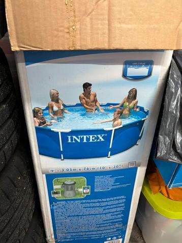 Intex zwembad rond 305x76 beschikbaar voor biedingen