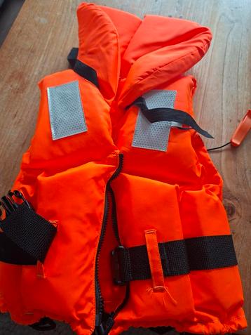 Zwemvest 20-30 kg - Zo goed als nieuw! beschikbaar voor biedingen