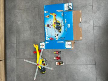 Traumahelikopter playmobil beschikbaar voor biedingen