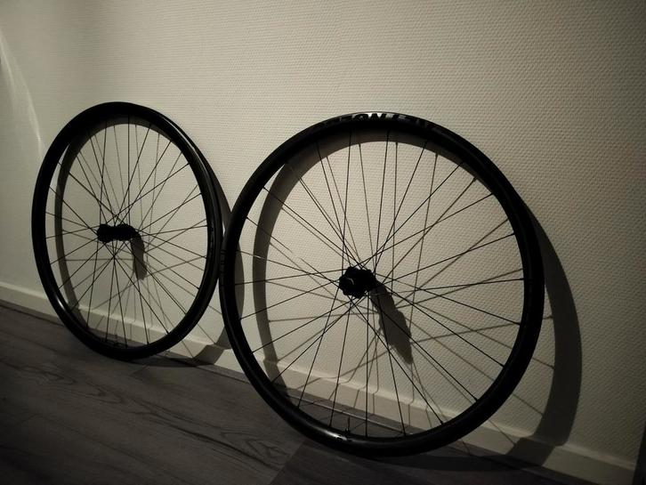 Reynolds AR29 carbon velgen, Fietsen en Brommers, Fietsonderdelen, Nieuw, Racefiets, Wiel, Ophalen of Verzenden
