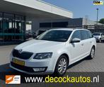 Skoda Octavia Combi 1.0 TSI Greentech Ambition Business, Auto's, Voorwielaandrijving, Gebruikt, Wit, Origineel Nederlands