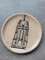 Handgemaakt keramiek bordje/ schotel de Oldehove Leeuwarden, Huis en Inrichting, Keramiek, Nieuw, Ophalen of Verzenden, Schaal of Schalen