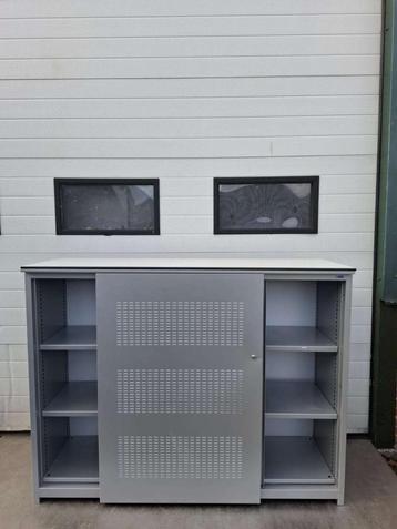 Ahrend akoestische schuifdeur kast beschikbaar voor biedingen