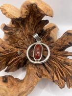 Zilveren hanger met carneool een aardende steen, Nieuw, Ophalen of Verzenden, Met edelsteen, Zilver