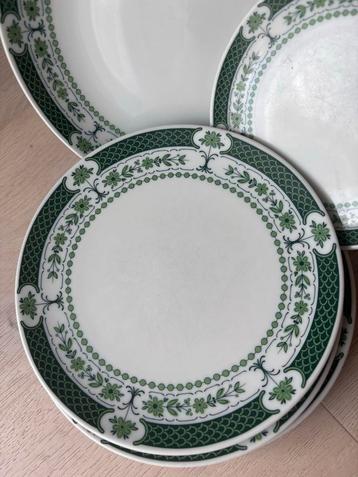 Vintage Servies Porselein Groen Bloemmotief Porselein Set beschikbaar voor biedingen