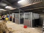 Paardenstal, Dieren en Toebehoren, Stalling en Weidegang, Stalling, 4 paarden of pony's of meer