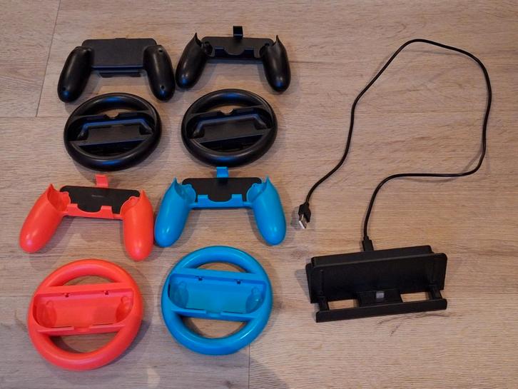 Nintendo Switch 10-in-1 accessoires pakket (geen origineel), Spelcomputers en Games, Spelcomputers | Nintendo Consoles | Accessoires