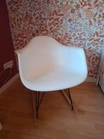 Schommelstoel in goede staat, Ophalen, Zo goed als nieuw, Wit, Eén