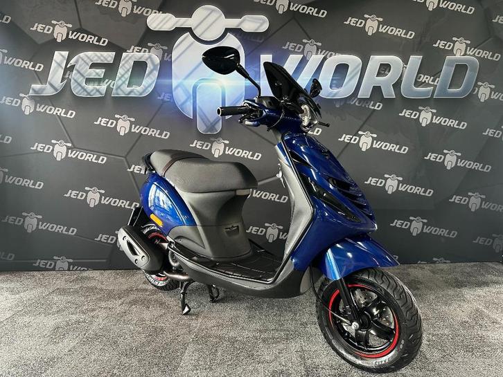 Nieuwe Custom Piaggio Zip BMW metallic blue 2025 brom sp, Fietsen en Brommers, Scooters | Piaggio, Nieuw, Zip, Maximaal 45 km/u